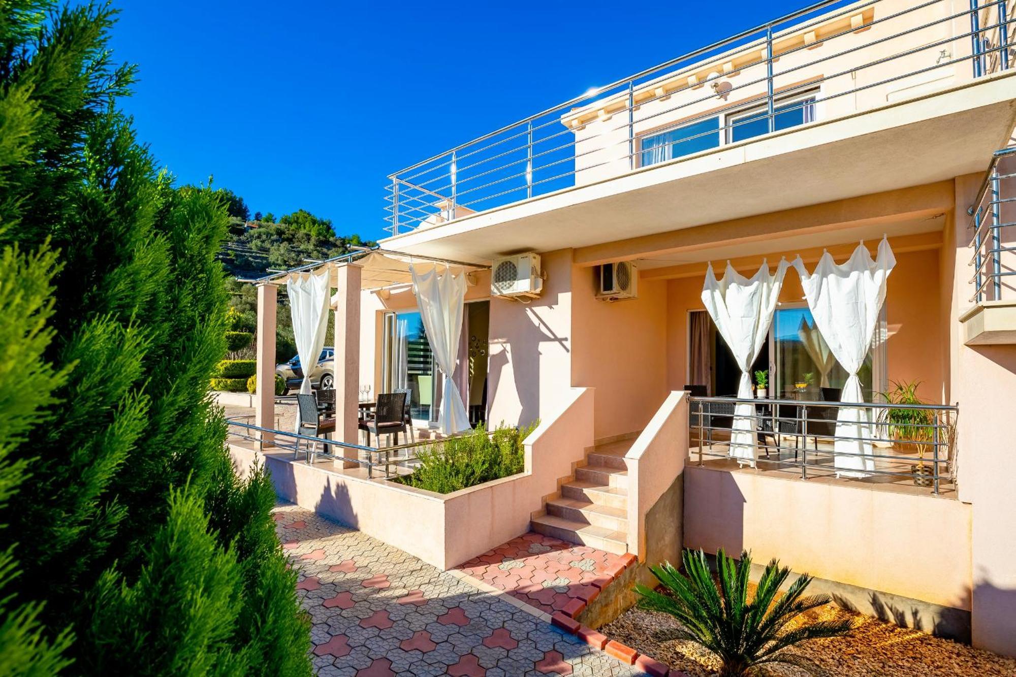 D&A Apartments Вела Лука Екстериор снимка