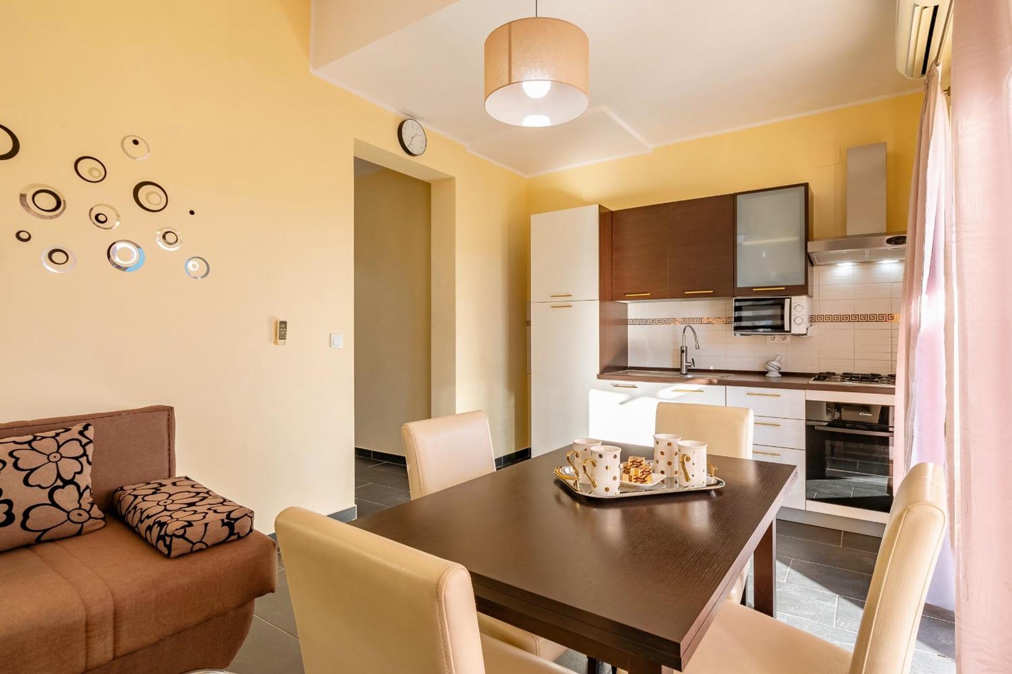 D&A Apartments Вела Лука Екстериор снимка