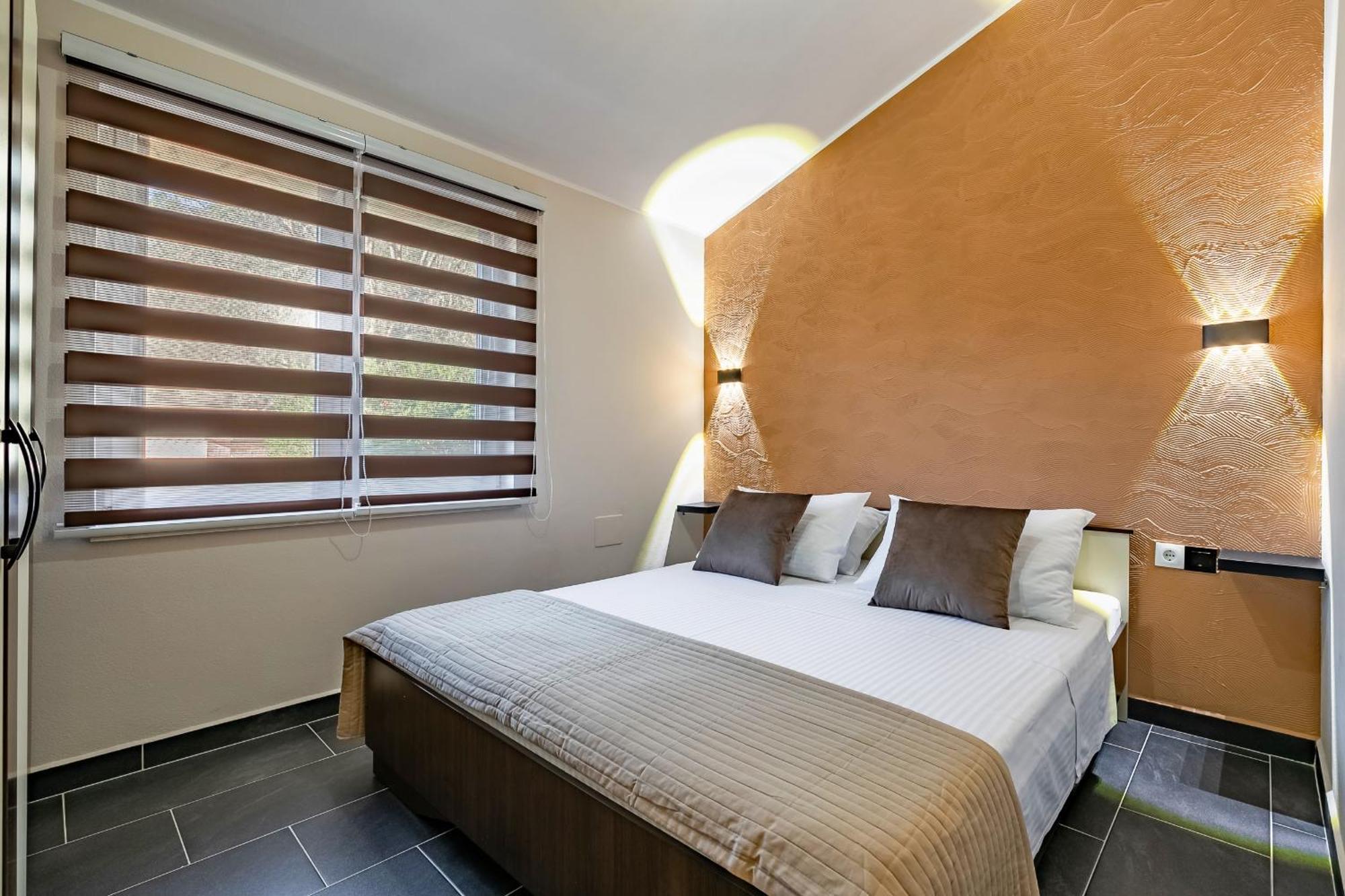 D&A Apartments Вела Лука Екстериор снимка